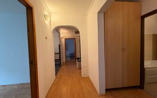 4 camere | etaj 1 | centrala proprie | mobilat si utilat | zona buna | - Poză 11