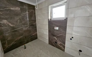 1/2 Duplex finisat 90%, 4 camere, 317 mp teren, zona Centru - Poză 14