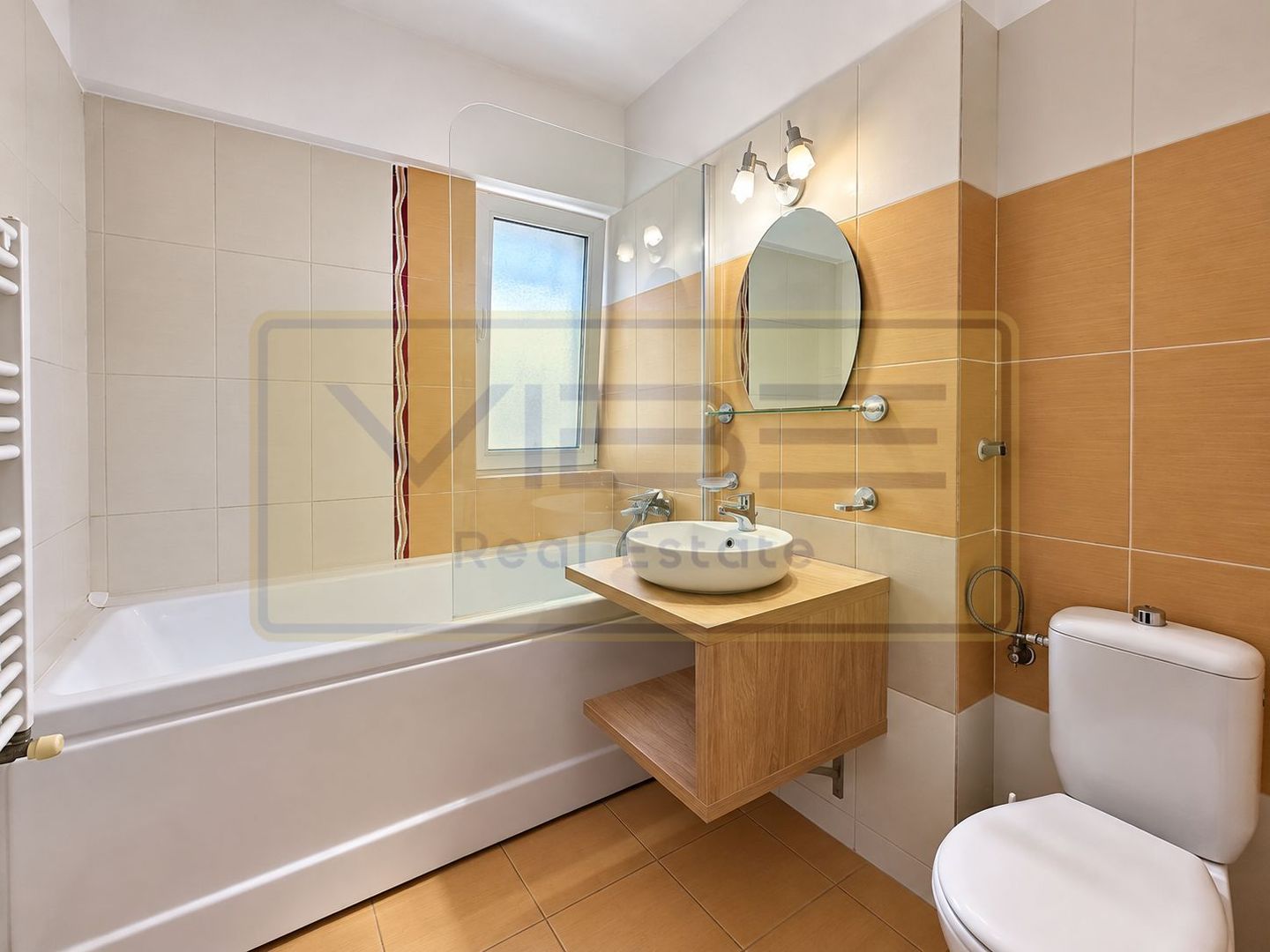 Central- Podu de Fier - 4 rooms -112mp -Panoramic View - Poză 8