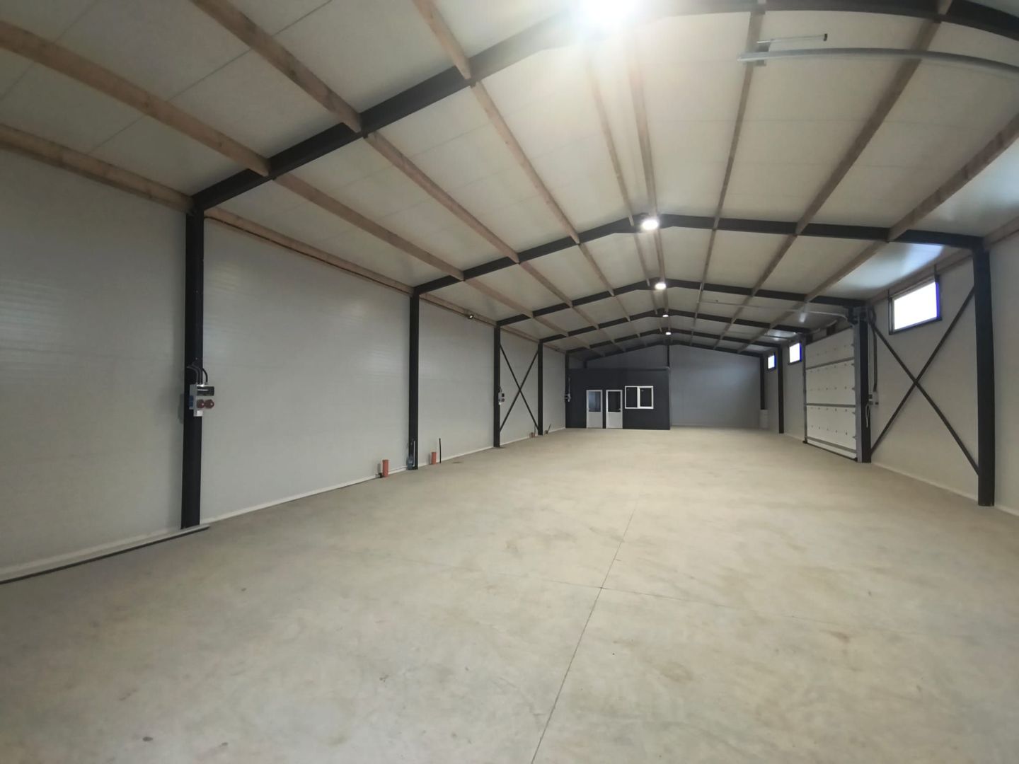 Hala Nouă 2025 | 300 mp | Curte 5.100 mp | Acces TIR | Fălticeni - Poză 4