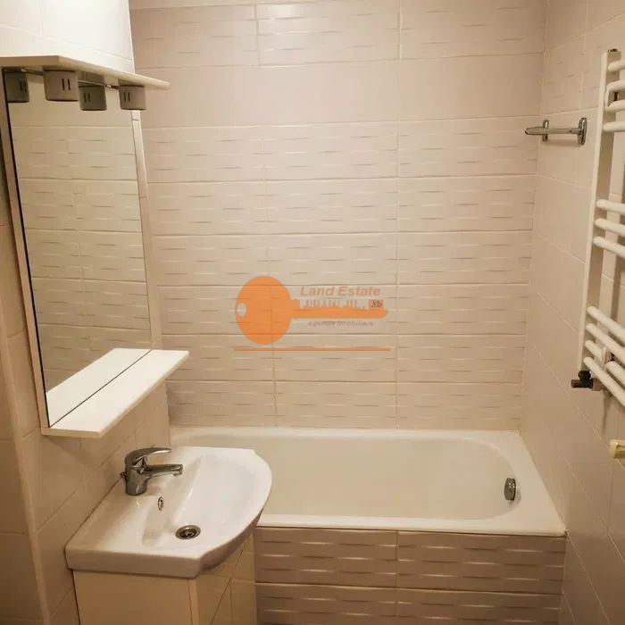)Apartamnet cu 2 camere 5 minute de Metrou Lujerului( Centrala Proprie) - Poză 6