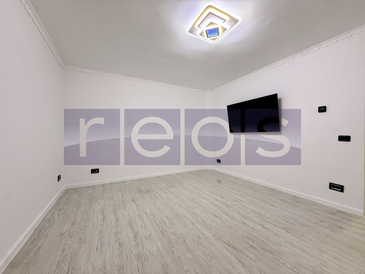 ÎNCHIRIERE 2 CAMERE | PIAȚA UNIRII | LOC DE PARCARE - Poză 4