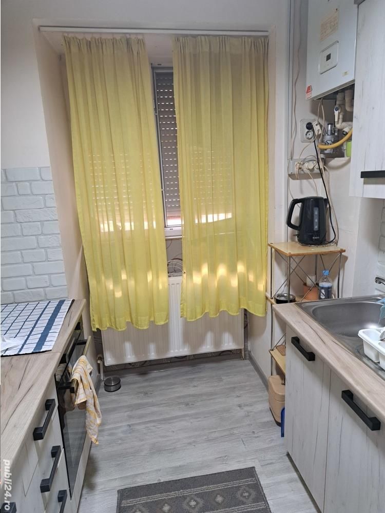 Apartament 2 camere Piata Traian - la curte cu centrala - Poză 4