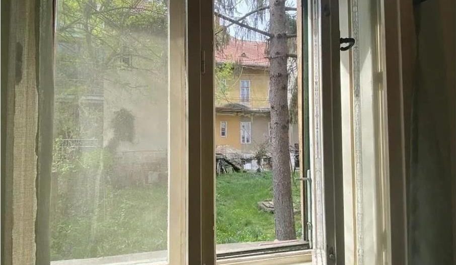 Apart 1 cam Balcescu parter centrala proprie - Poză 7