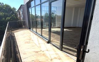 Spatiu comercial pe Bulevardul Decebal - Rovine - Helmat 100mp - Poză 10