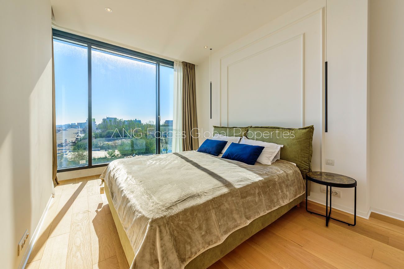 Apartamentul de la Malul Mării – Eleganță Contemporană în Inima Stațiunii - Poză 21