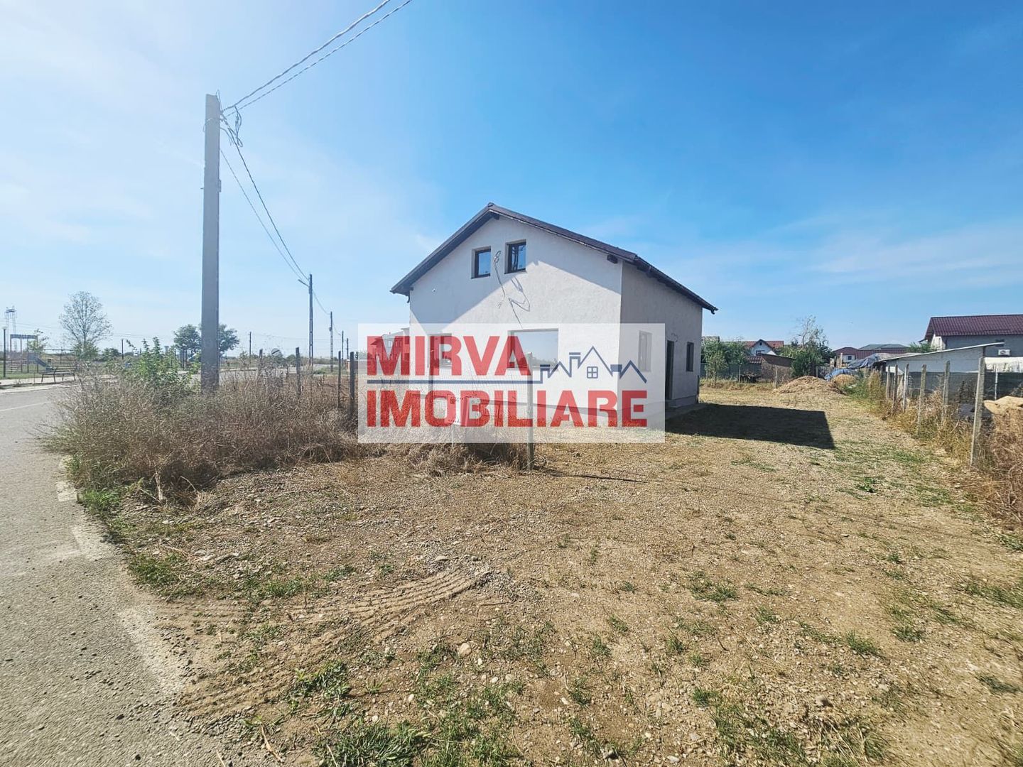 🏡 Casă la gri, 5 camere – Târgșoru Vechi - Poză 1