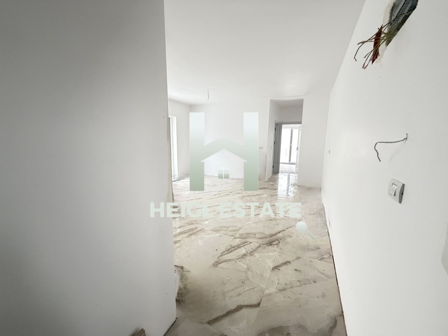 Apartament finalizat cu 2 camere si 2 balcoane in zona  Braytim - Poză 3