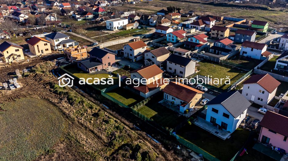 Casă cu mansardă, nouă, mobilată și utilată, în cartier Athena - Poză 14