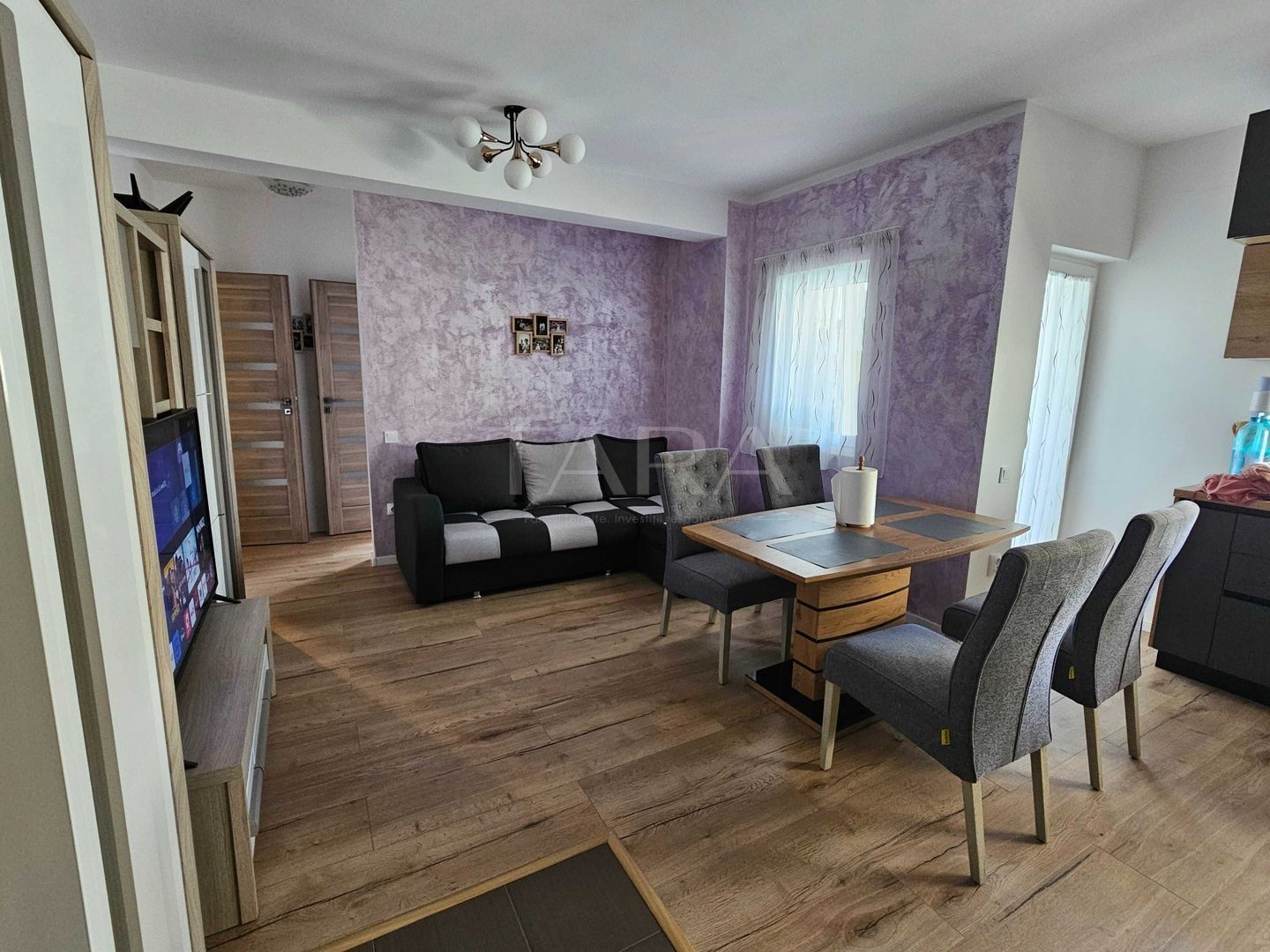 Apartament 3 camere, parcare, 2 balcoane - Eroilor, Florești - Poză 1