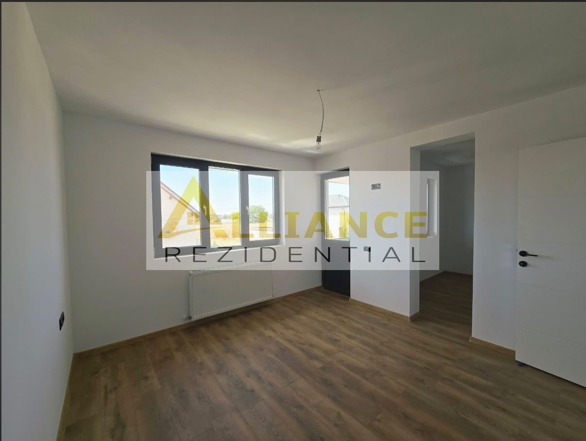 VILA INDIVIDUALA -420MP - TEREN-POD- 4 CAMERE - 2 BAI - Poză 7
