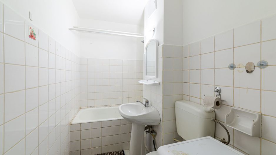 VANDUTA! Apartament cu o cameră, zona Romanilor - Poză 5