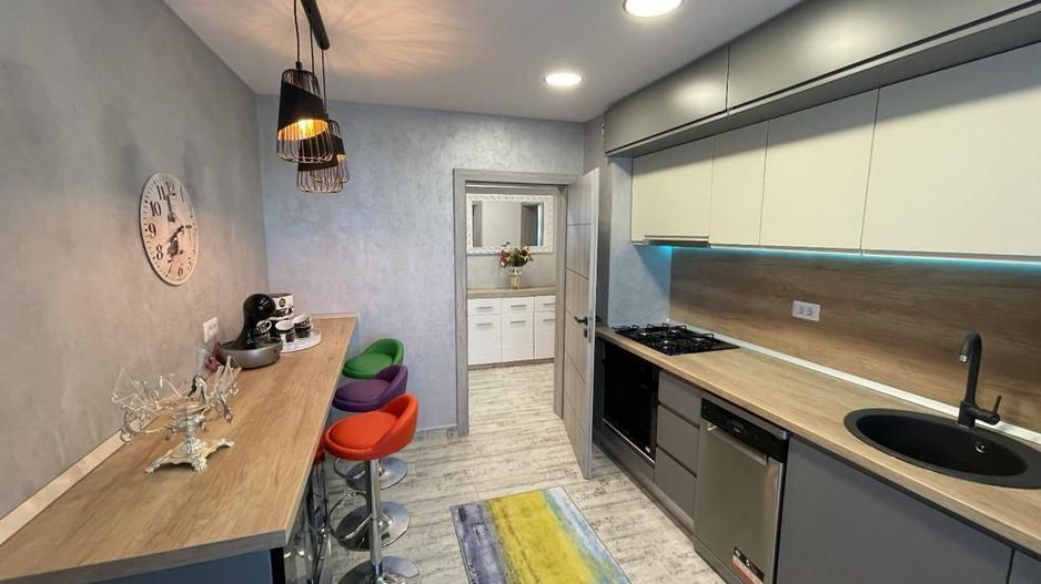 Apartament în Bucuresti - Poză 18