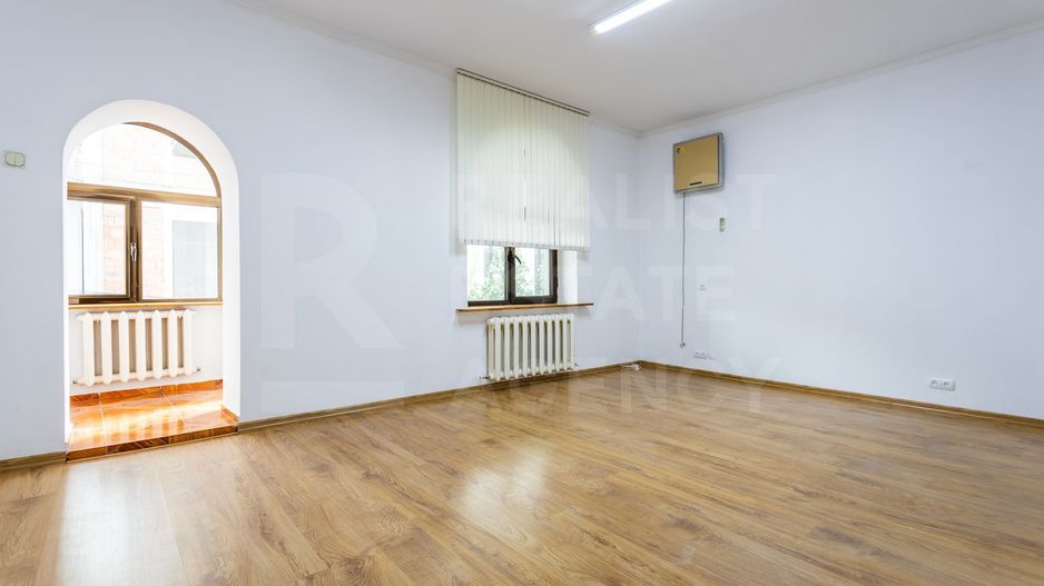 Vânzare, casă 236 mp, str. București, Centru. - Poză 6