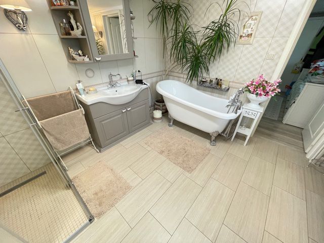 CASA ZONA MEHALA CU SPATIU COMERCIAL - Poză 13