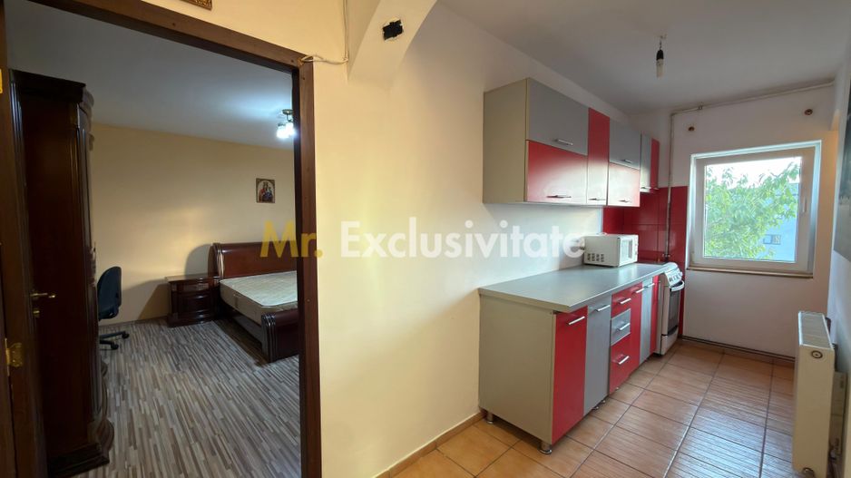 Garsonieră spațioasă de închiriat în Mioveni – zona Robea - Poză 8