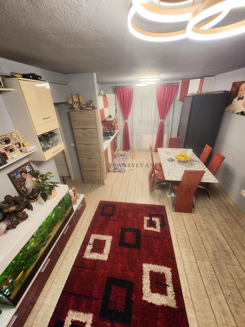 🏡 Apartament 3 camere la etaj intermediar, Zona Calea Surii Mici - Poză 3