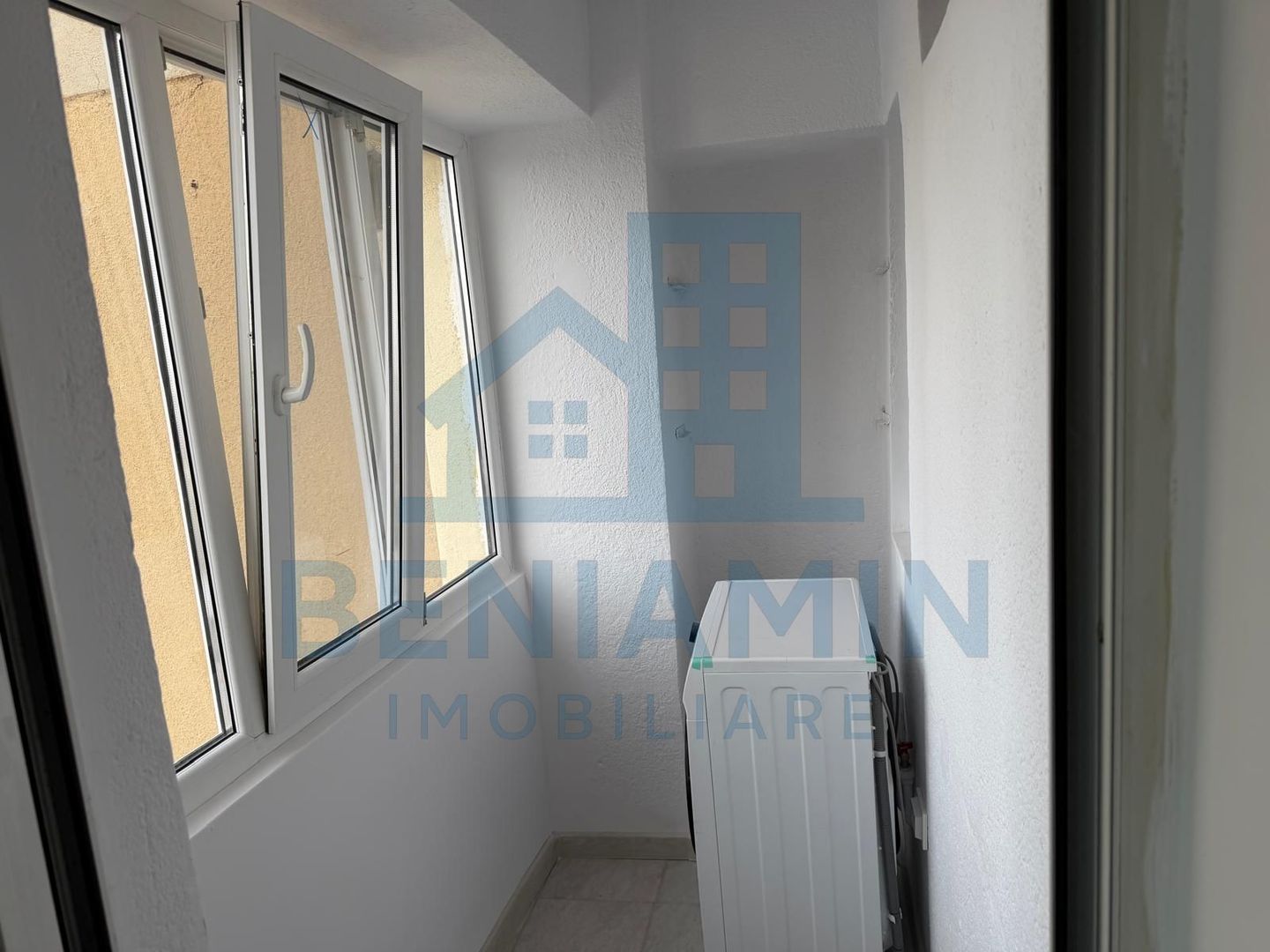 Garsoniera - Rovine - Dezrobirii - Matei Basarab - mobilata - utilata - Poză 3