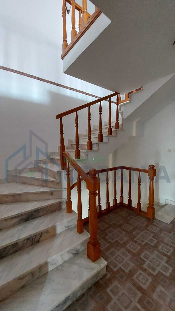 Casă/Vilă de vânzare în Copou, Iași – duplex 986 mp, teren 650 mp - Poză 7