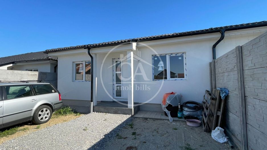 Casă de vânzare tip duplex cu 4 camere în Nojorid, Oradea. - Poză 3