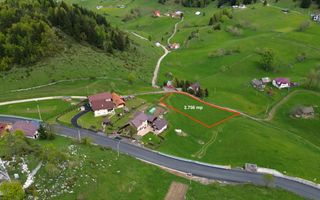 Teren Fundata cu vedere la muntii Bucegi - Poză 4