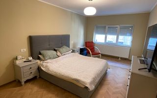 Piața Sf. Gheorghe | Decomandat | Renovat | Centrală proprie | Boxă 16 mp - Poză 10