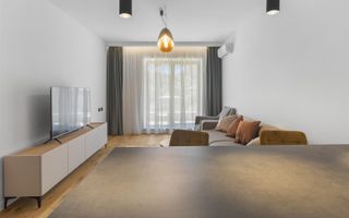 Apartament 25 cam Premium Central | Parcare Subterana si Utilitati incluse - Poză 2