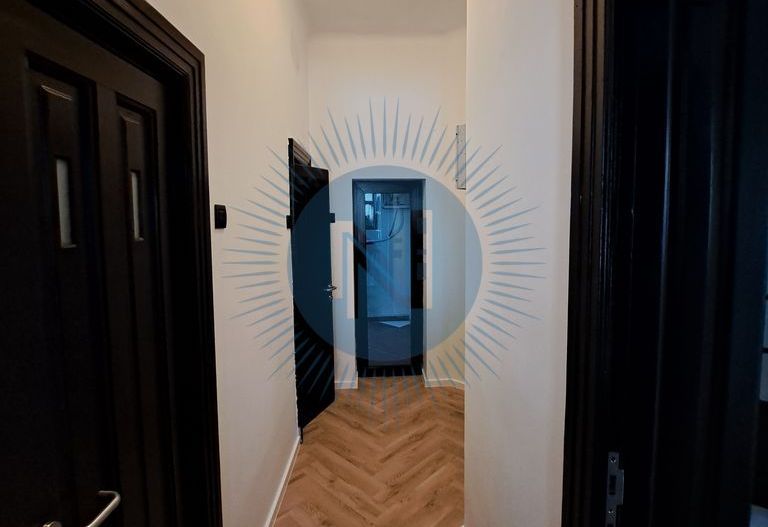 Spațiu de birouri in vila demisol etaj 1 si mansarda - Poză 4