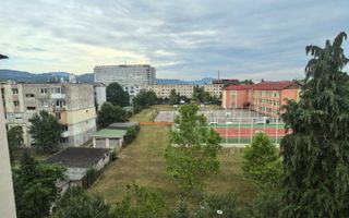 Apartament 3 camere de vânzare | Cuza Vodă | Zonă liniștită - Poză 7