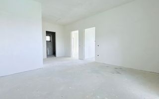 Apartament cu 2 camere de vanzare, 2 balcoane, parcare,  Apahida - Poză 1