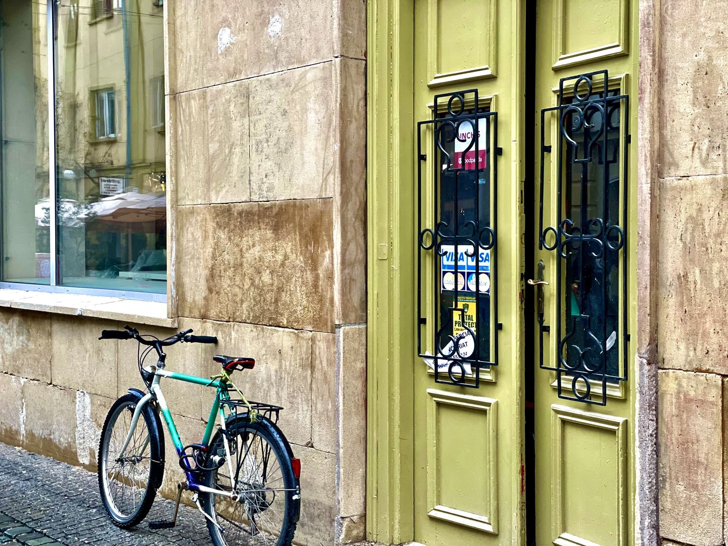 Studio generos in Piață Libertății - 52 mp - renovat - Poză 15