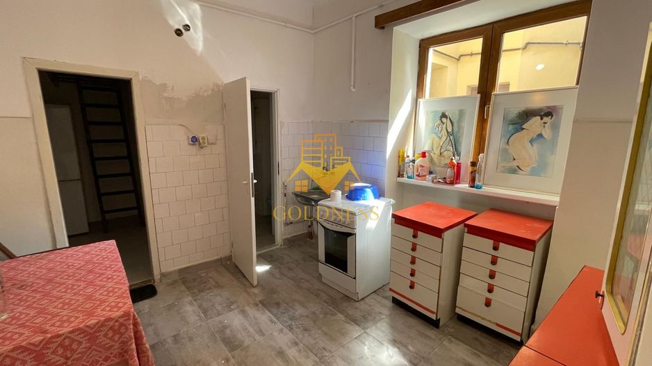 Casă 3 camere, Mihail  Kogalniceanu, Zona Ultracentrală, Curte 240 mp - Poză 9