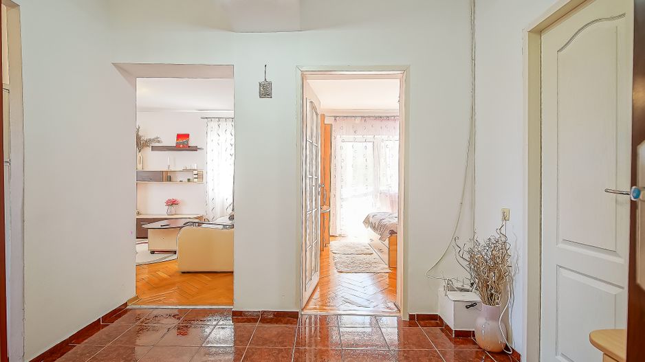 Apartament 2 camere Dobrogeanu Gherea | Racadau | loc parcare si boxa - Poză 10