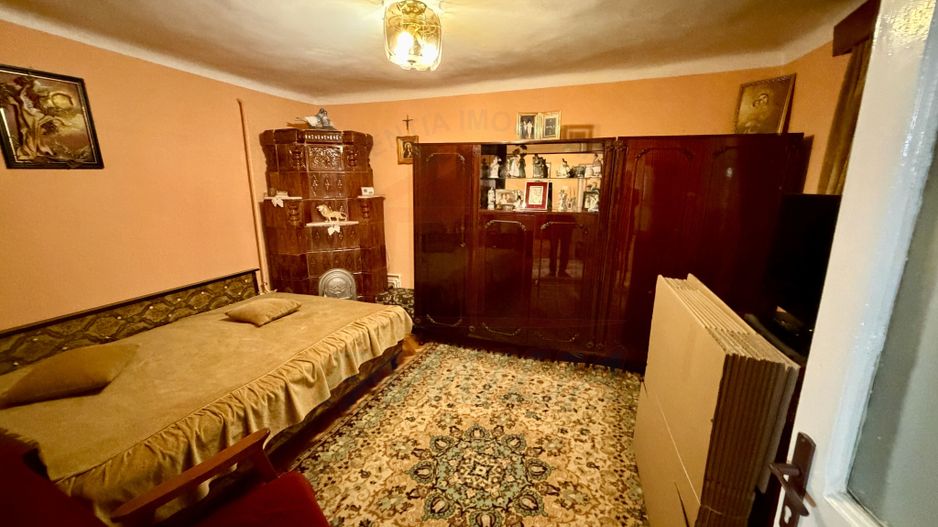 700 mp, teren intravilan, zona Centru, 150.000 euro - Poză 9