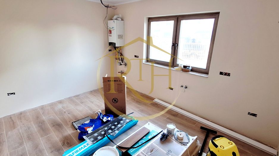 Oferim spre vanzare casa-duplex cu 4 camere si 3 bai situata in Giroc - Poză 7