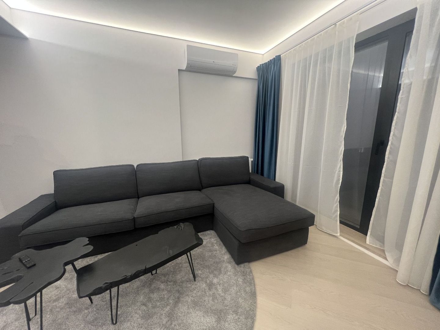 INCHIRIERE APARTAMENT 3 CAMERE PARCARE INCLUSA CORTINA NORTH - Poză 3