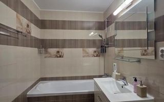 Apartament 3 camere de vânzare | 1 Mai, Râmnicu Vâlcea | 81 mp - Poză 9
