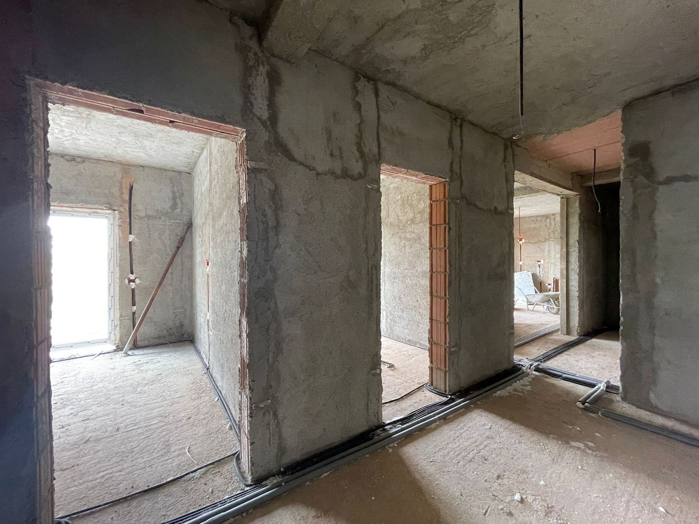 Apartament cu 3 camere - balcon 22mp  - Urseni - Poză 4