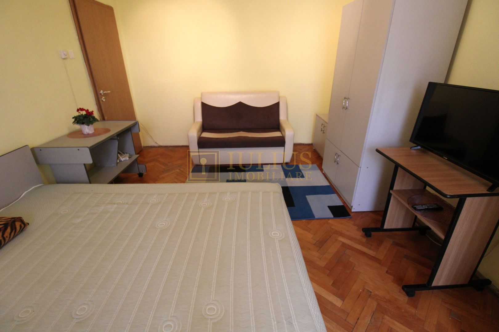 Cf 1, centrala proprie, balcon, intr-o zona linistita din Complex-ul Studentesc. - Poză 8