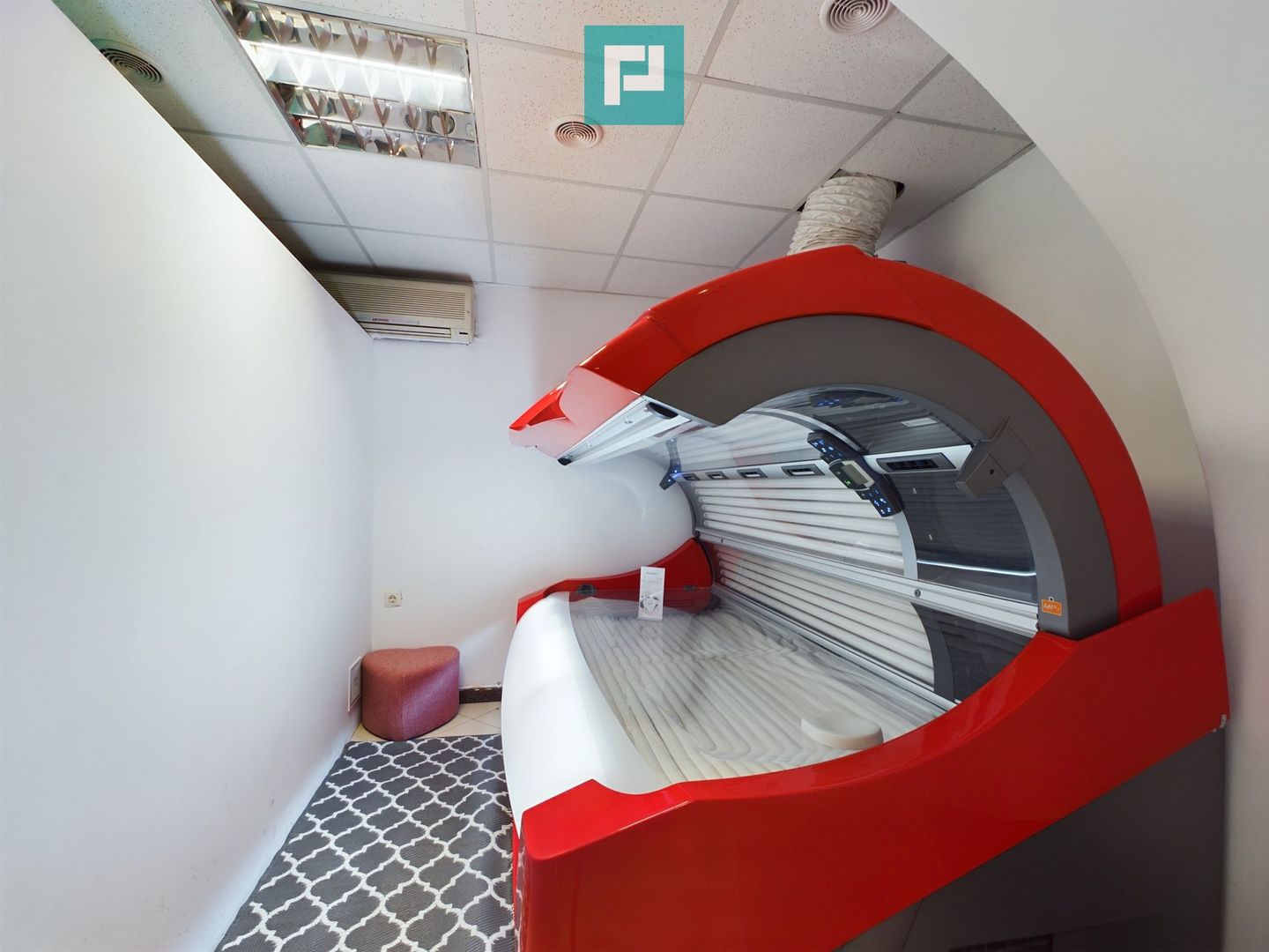 Salon cosmetică, coafor, masaj și relaxare - Poză 14