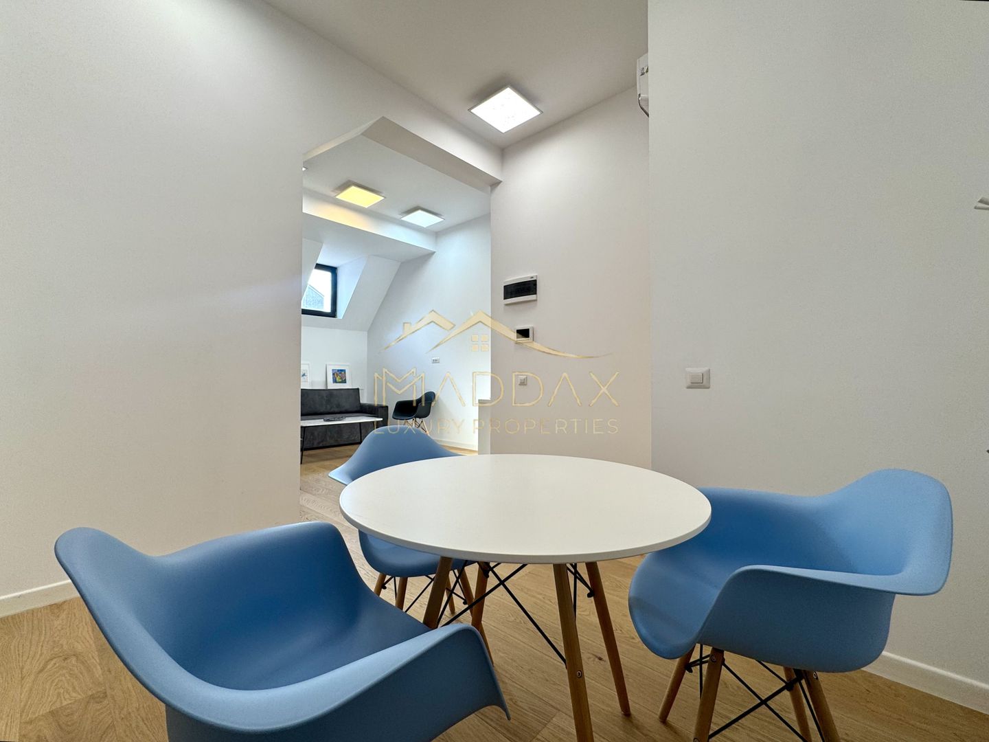 Spatiu de birouri *3 camere* / Cladire Istorica stil Brancovenesc / Universitate - Poză 11