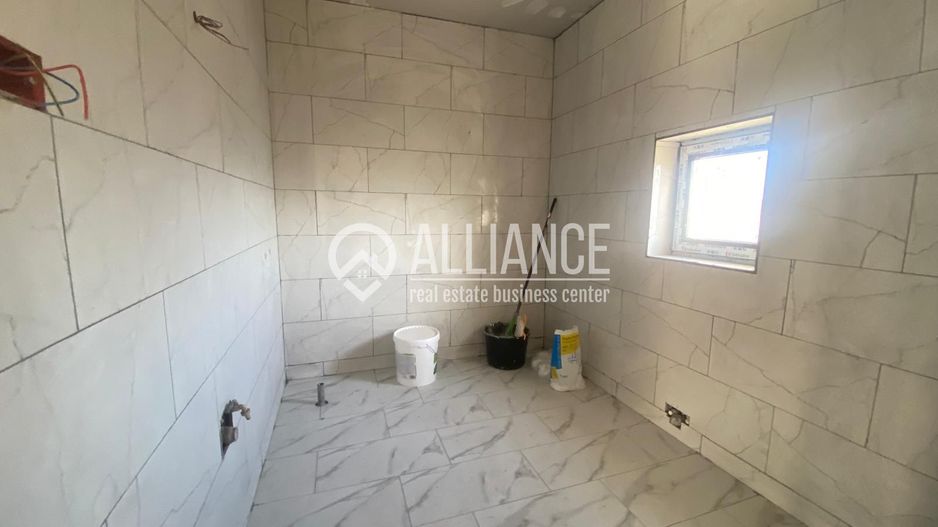 VALU LUI TRAIAN(COD 07) Casă P+1 cu 5 camere si teren de 375 mp - Poză 9