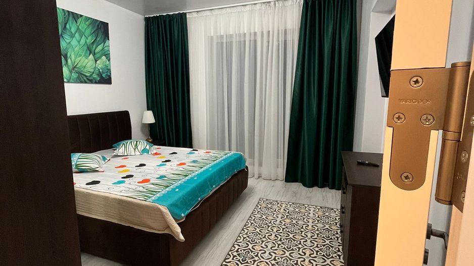 3 cam, Rebreanu, bloc nou, încălzire pardoseala, parcare inclusa, lux! - Poză 27