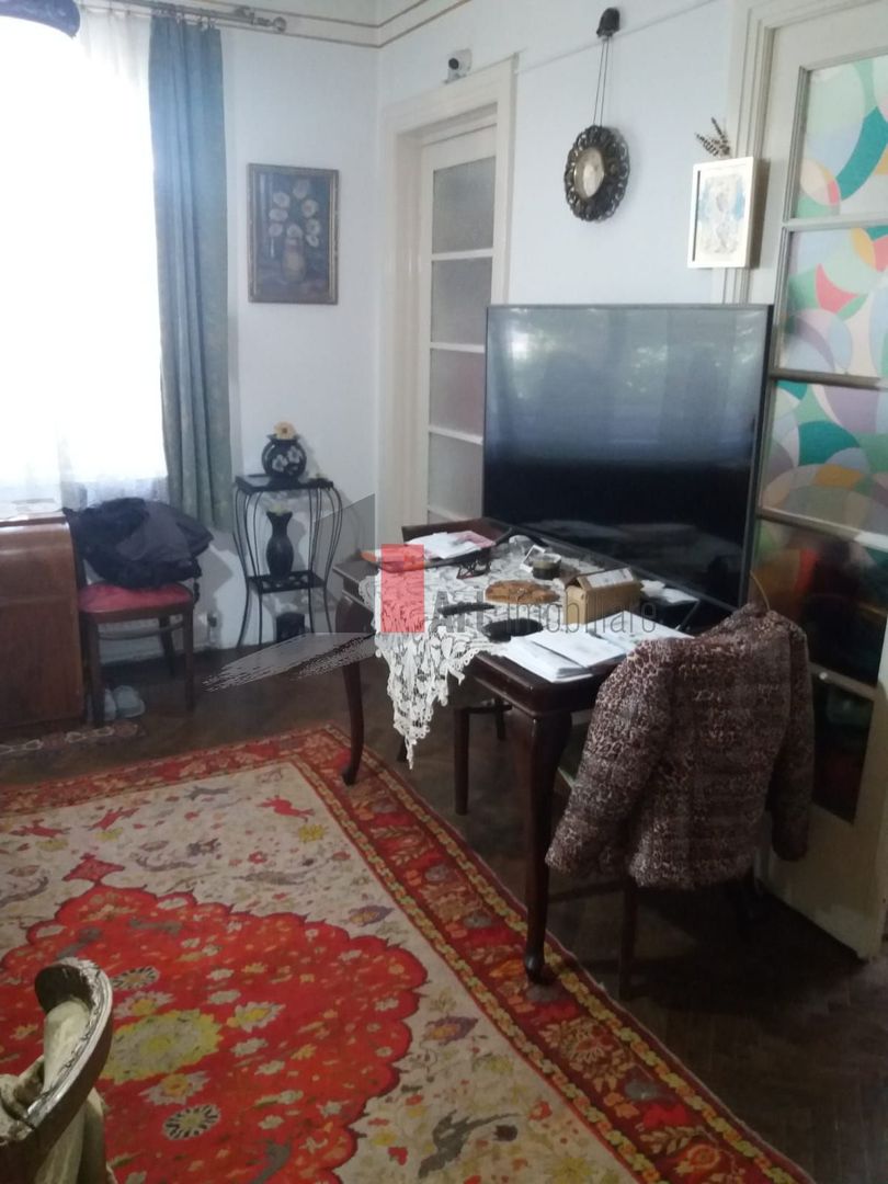 Apartament in vila - Poză 2