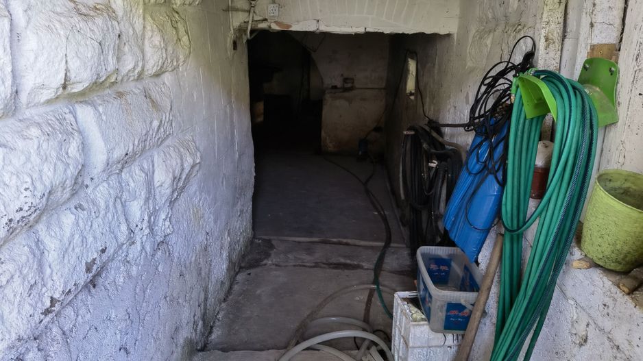 Casa vacanta,investitie  in Gurahont cu teren generos - Poză 18