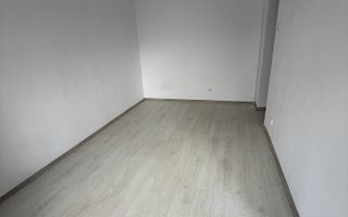 Garsoniera , 27 mp utili - zona Bartolomeu - Poză 3