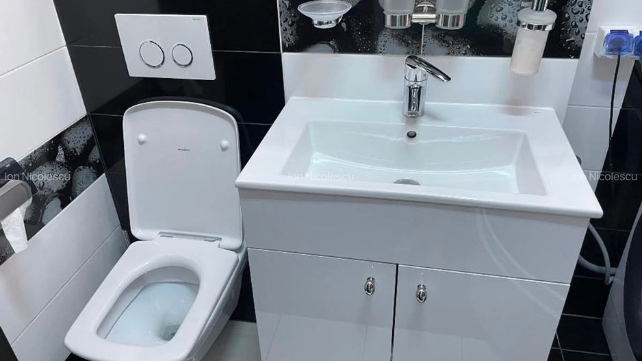 APARTAMENT DE LUX DECOMANDAT BLOC REABILITAT METROU GORJULUI - Poză 3