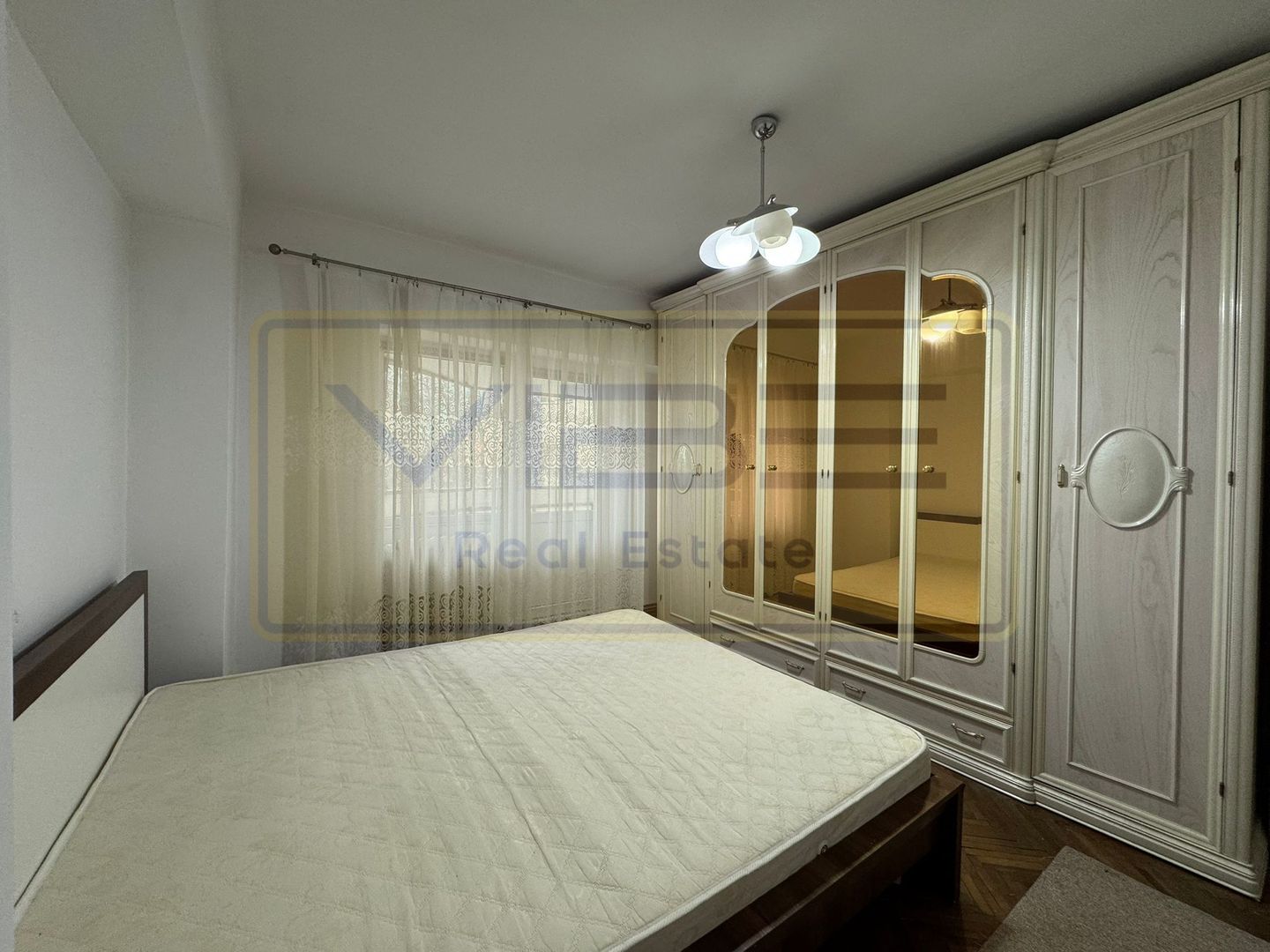 Apartament 3 camere 2 bai zona Parc Nicolina 1 - Poză 3