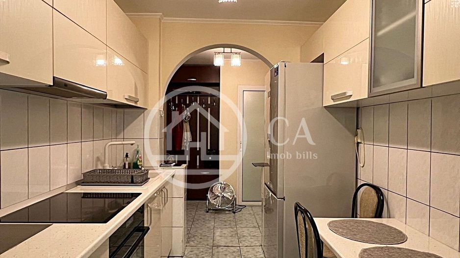 Apartament de vanzare cu 2 camere in zona Dacia, Oradea - Poză 3