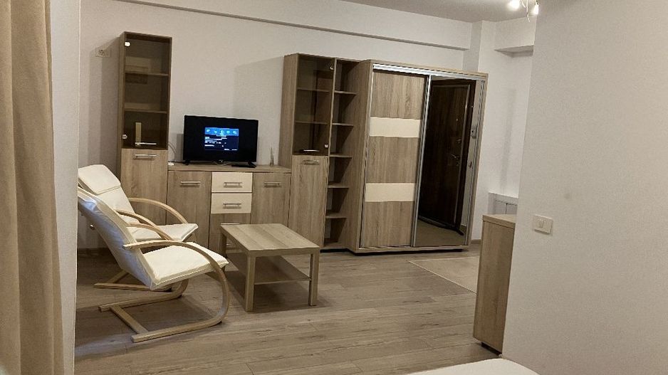 Închiriere garsonieră spațioasă – Militari Residence - Poză 1